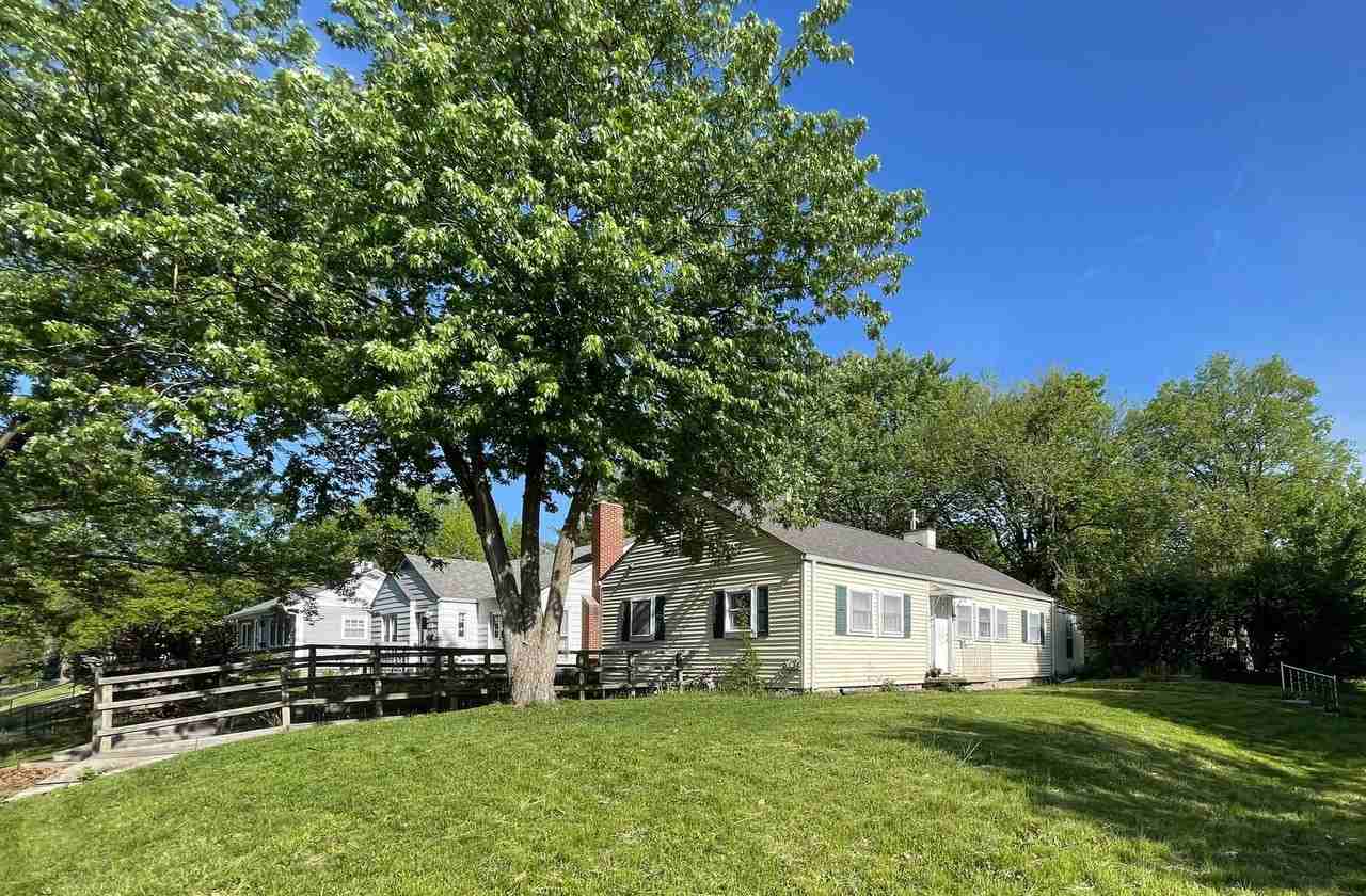 520 S 19th St - Photo 2 of 2