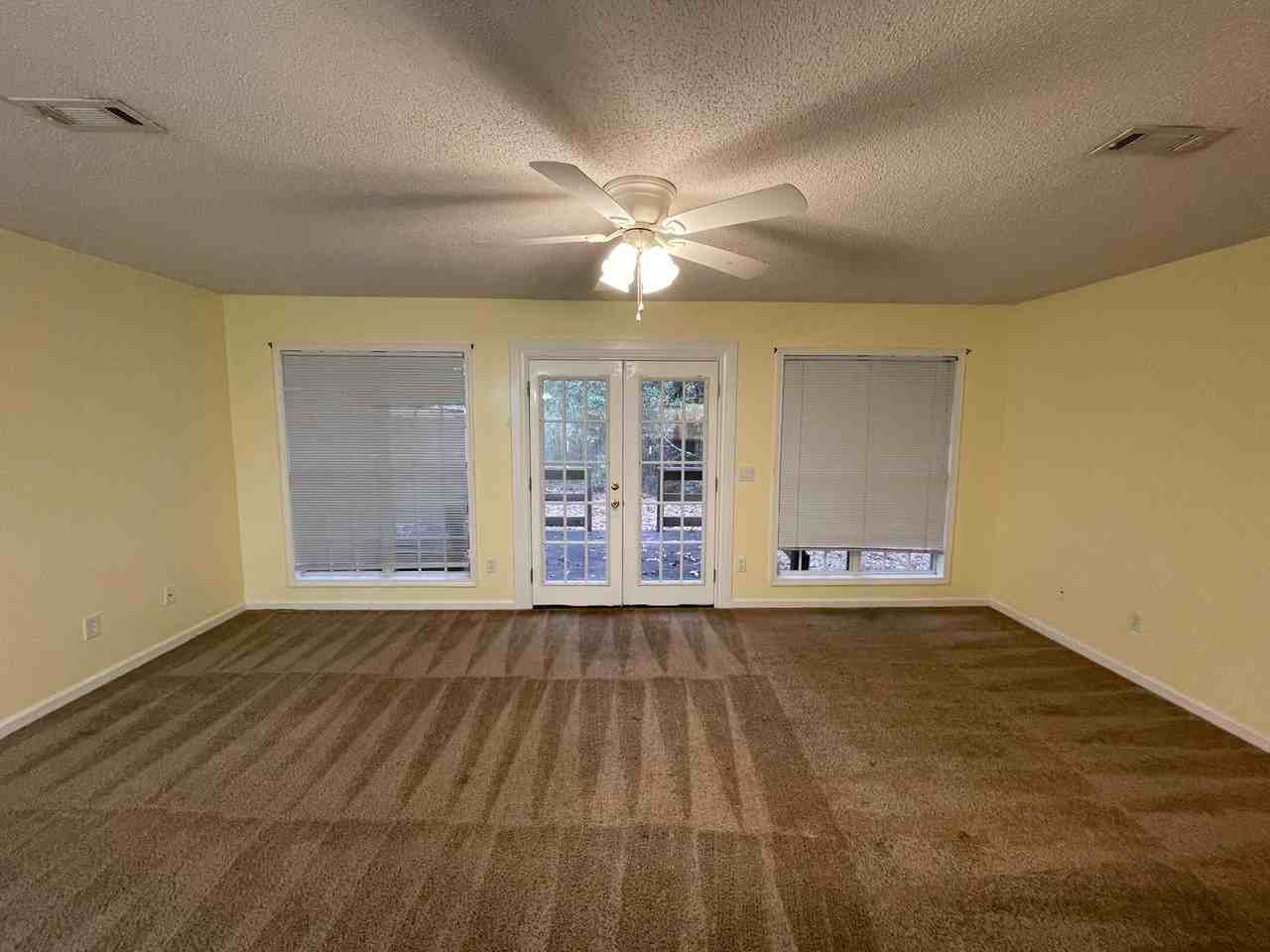 100 Woodmere Dr ##Llc - Photo 4 of 24