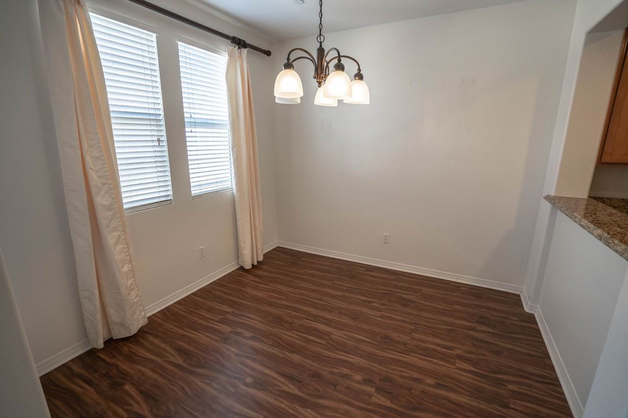 28504 Herrera St - Photo 3 of 27