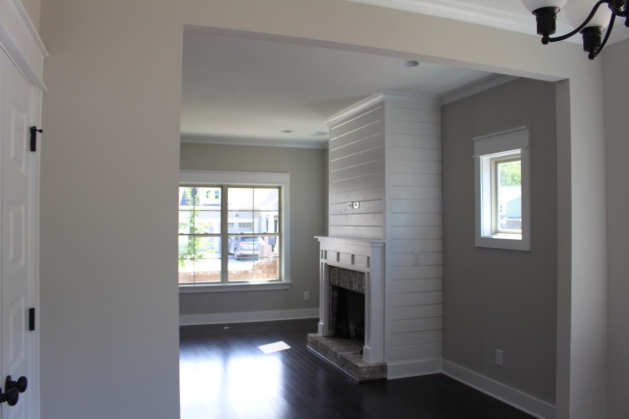 1285 Shades Ter - Photo 3 of 13