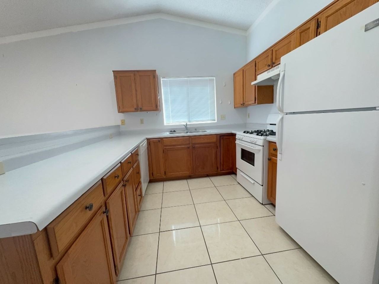 3289 Black Hawk Dr - Photo 7 of 23