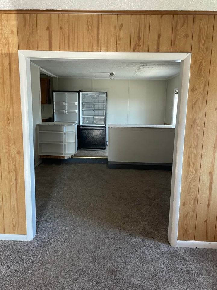 10303 Muddy Run Rd - Photo 3 of 25