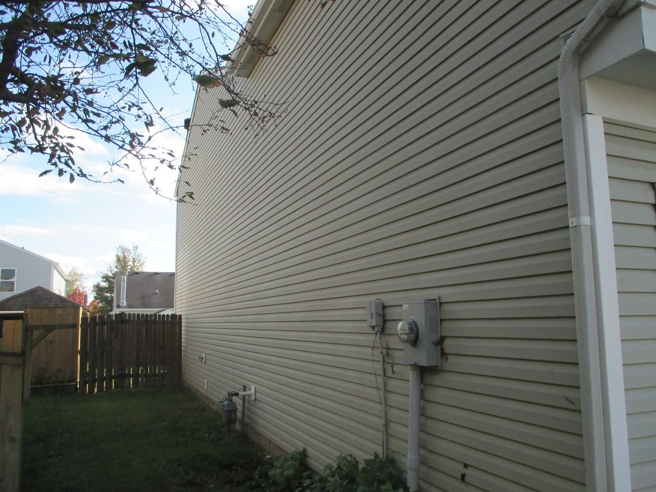 10817 Sweetsen Rd - Photo 3 of 19