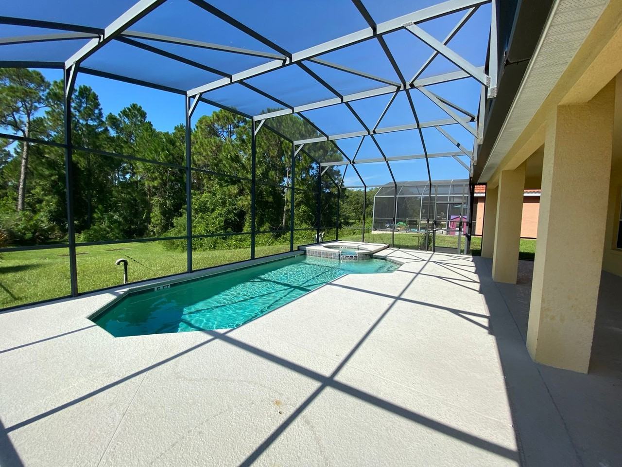 433 Rosso Dr - Photo 7 of 30