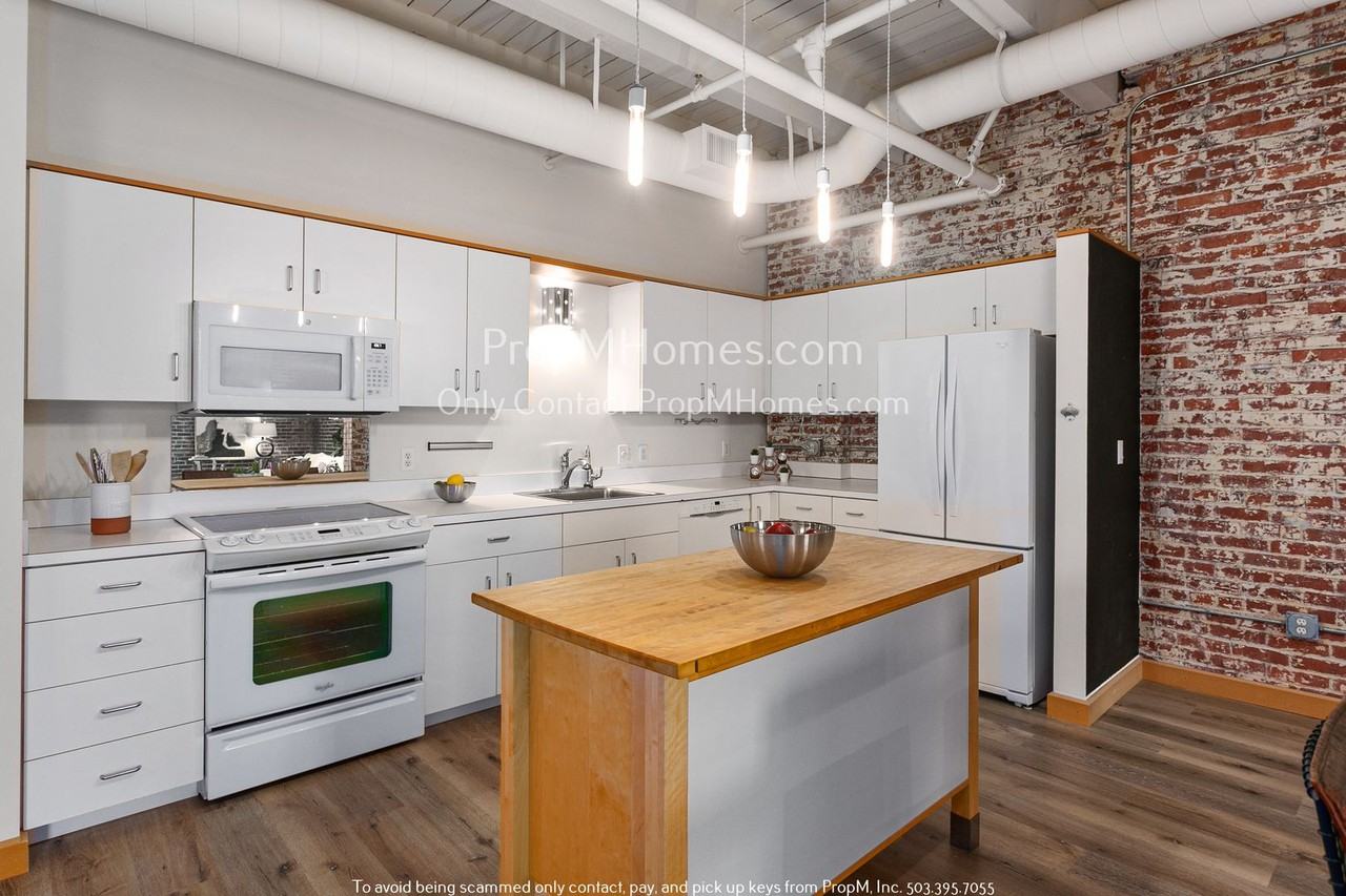 416 Nw 13th Ave #309 - Photo 3 of 23