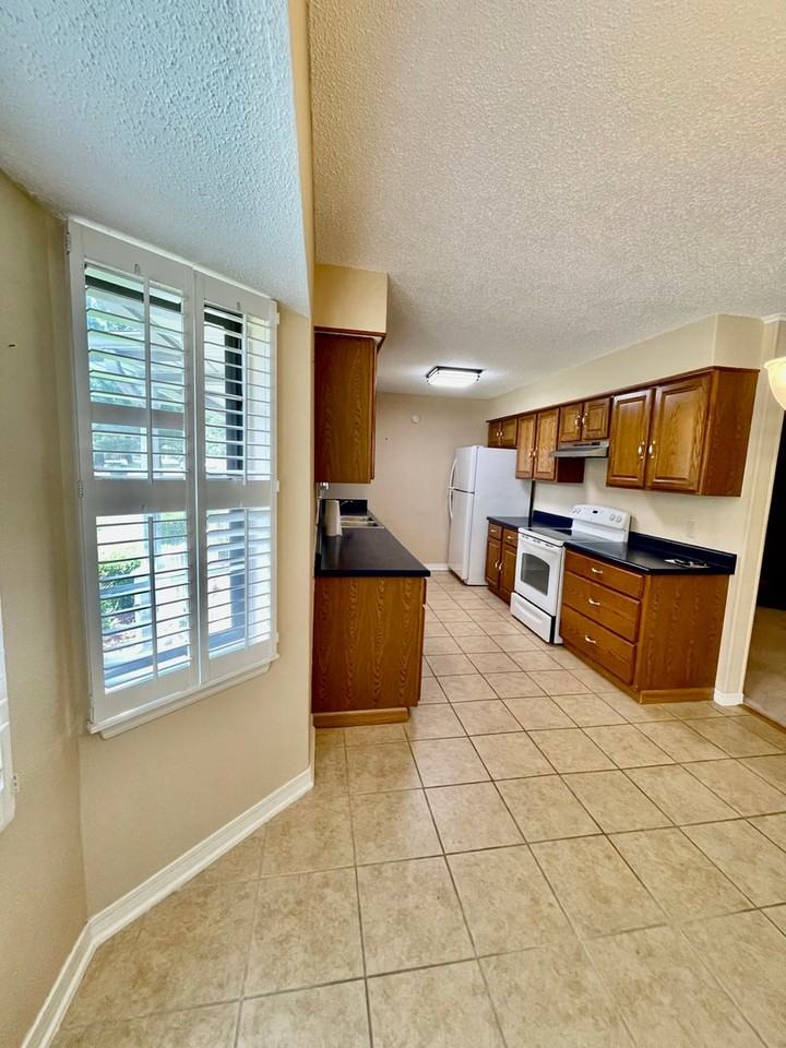 12720 S 123rd East Ave - Photo 6 of 15