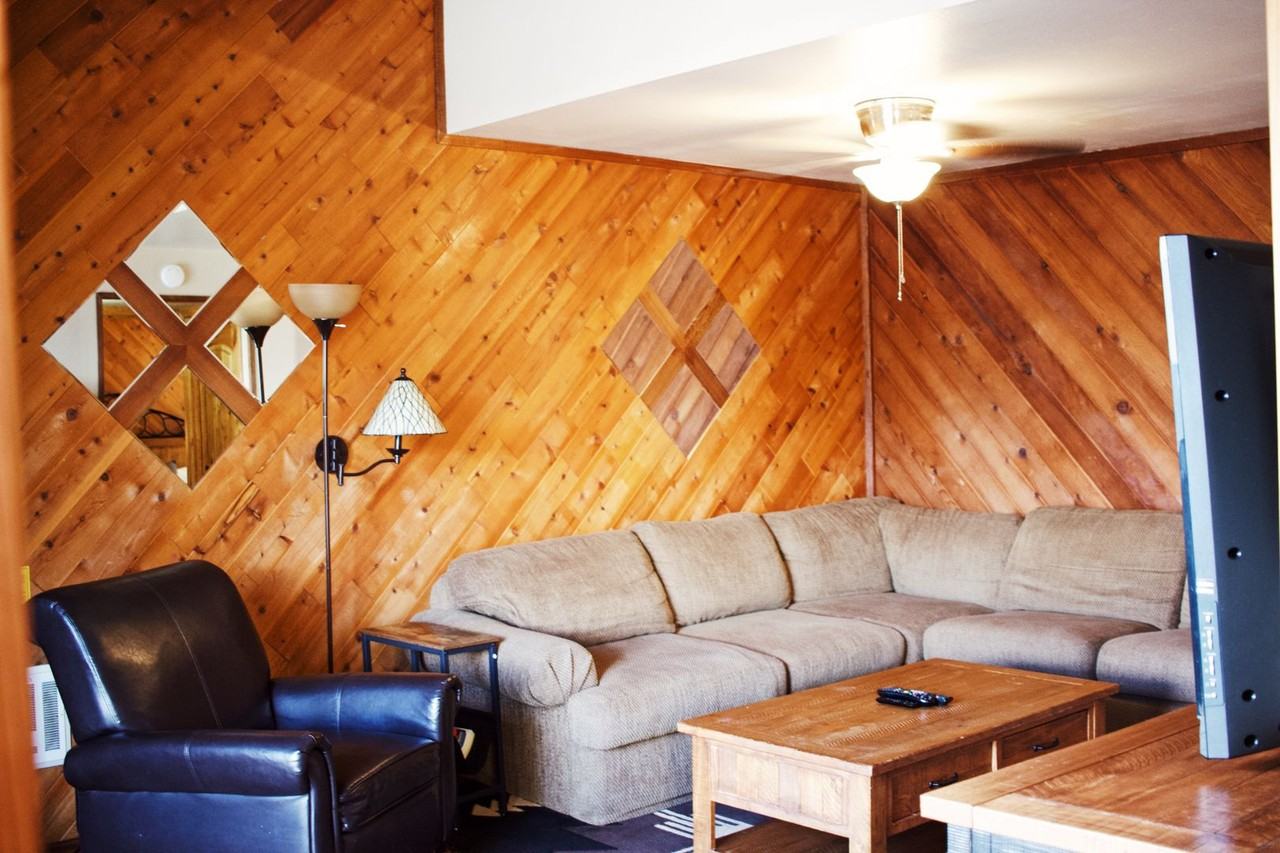 168 Meadow Ln - Photo 2 of 5