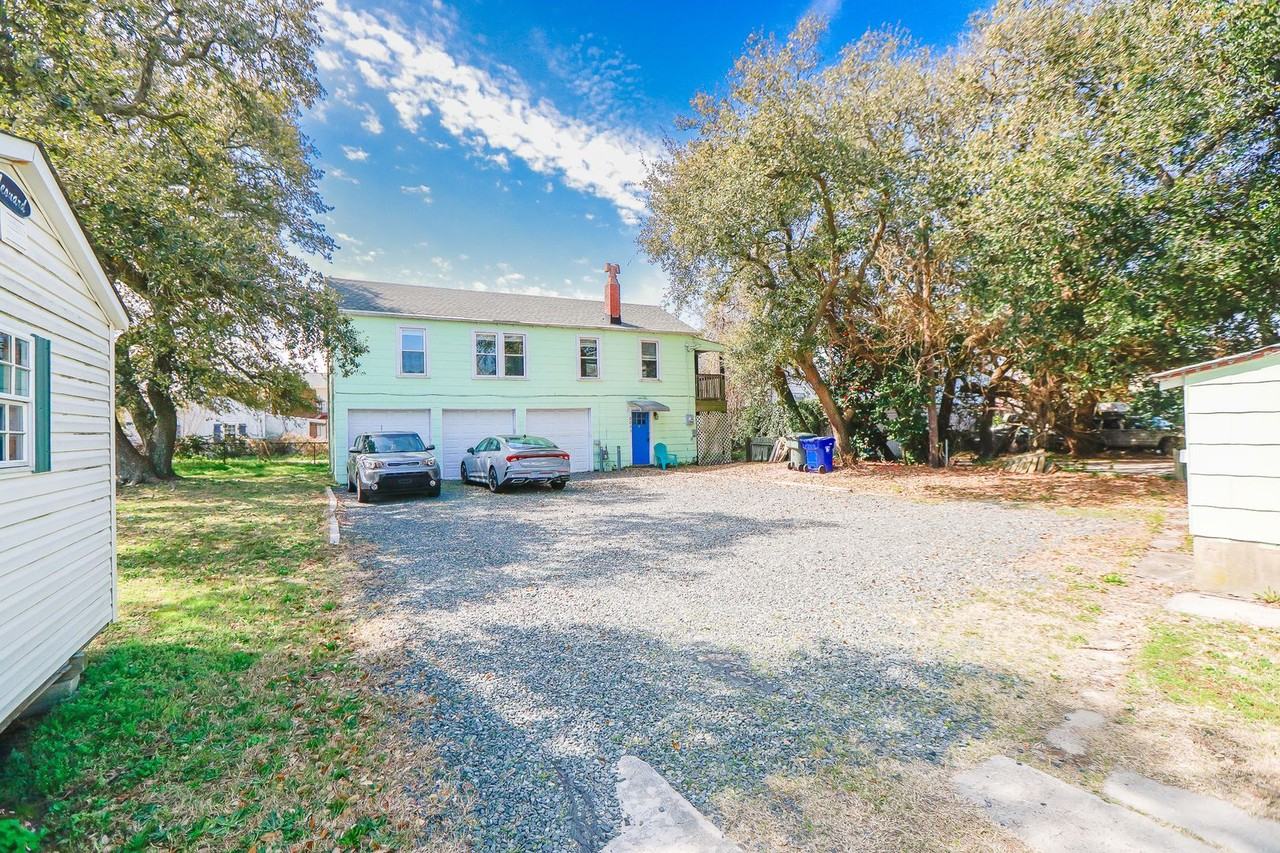2233 E Ocean View Ave - Photo 2 of 34