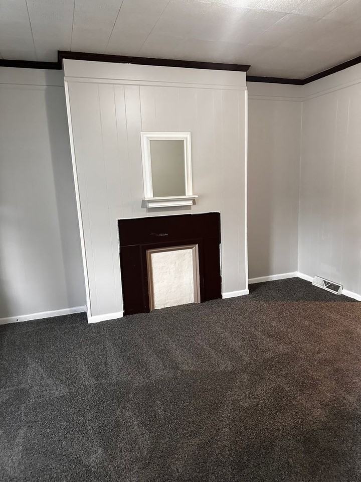 1210 3rd Ave - Photo 2 of 9