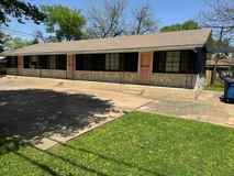 906 E 46th Street - Photo 1 of 1