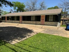 906 E 46th Street - Photo 1 of 1