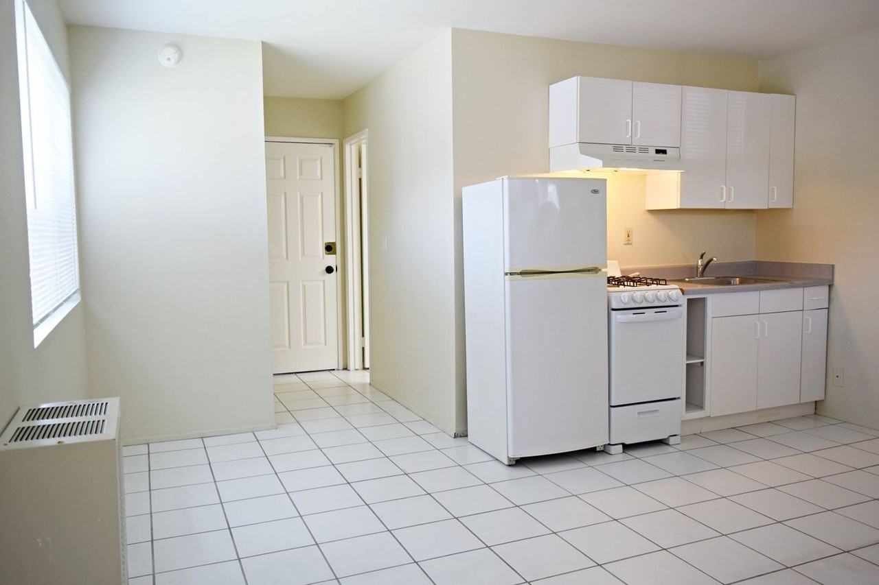 3684 Arizona St #B - Photo 2 of 11