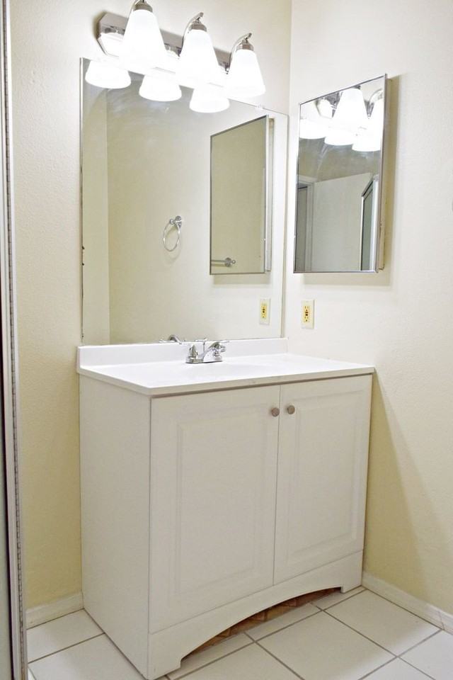 3684 Arizona St #B - Photo 3 of 11