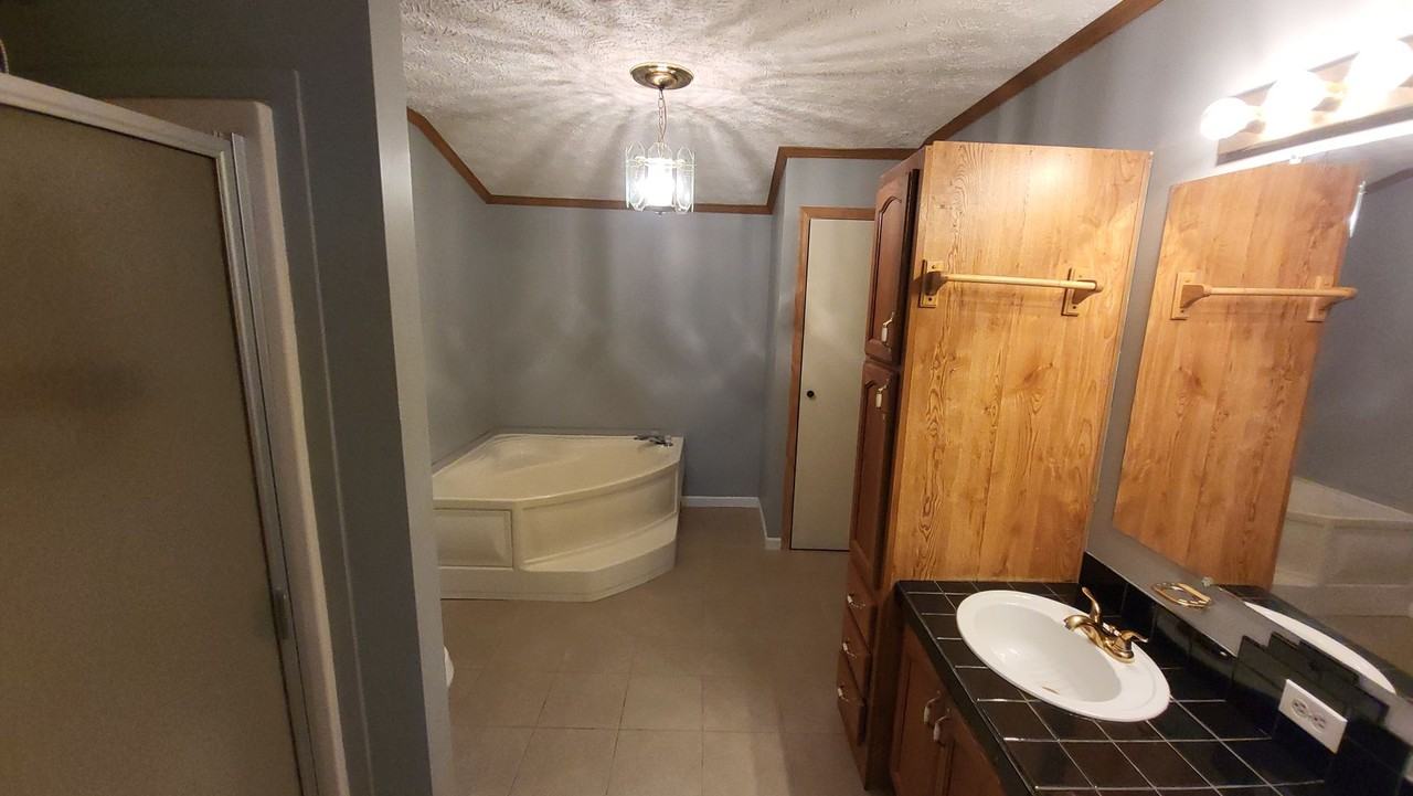9416 E Richfield Rd - Photo 4 of 20
