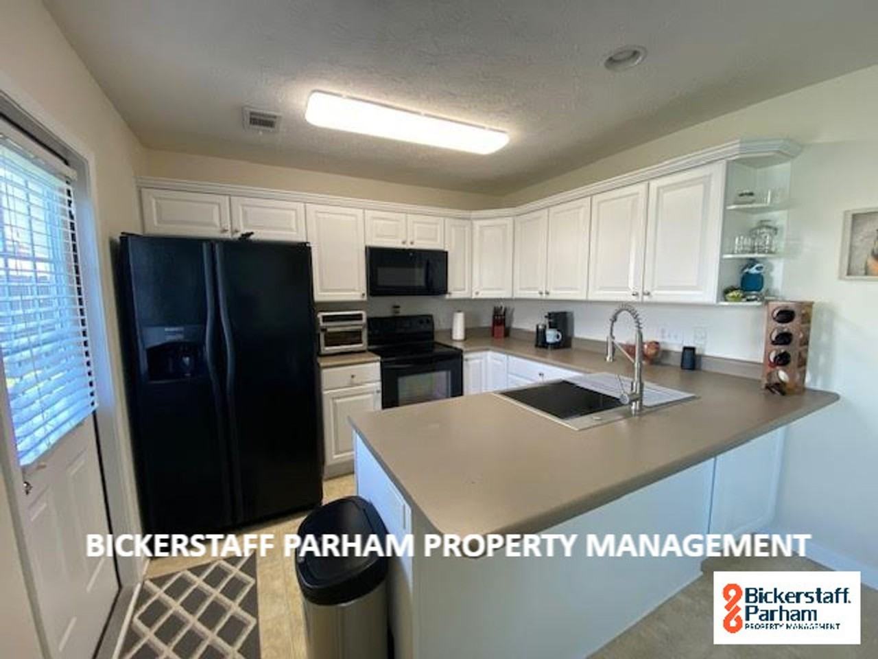 3007 Nancy Dr - Photo 3 of 31