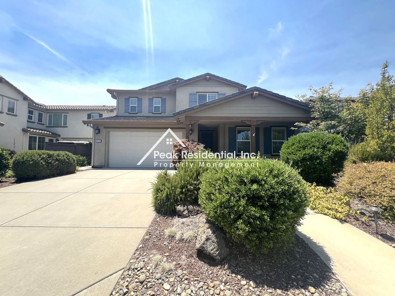 2114 Ranch View Dr - Photo 2 of 41