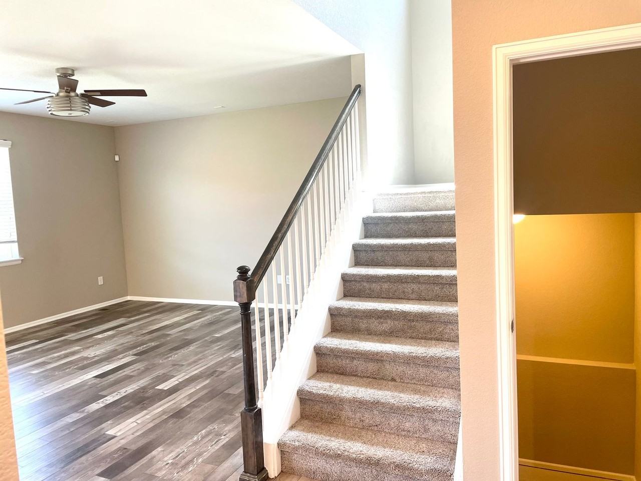25147 E Maple Ave - Photo 6 of 36