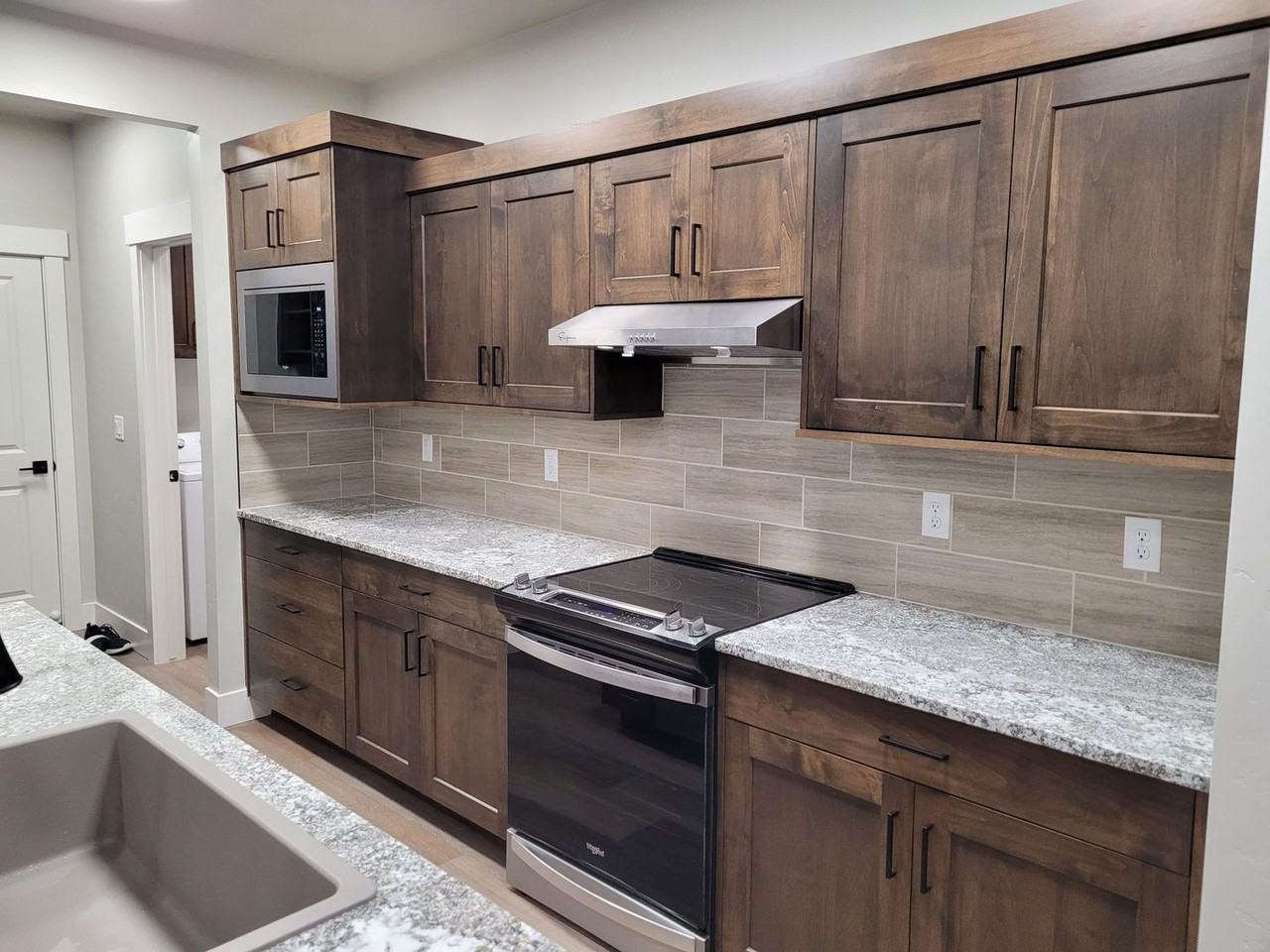 546 W Broadway Ave - Photo 5 of 22
