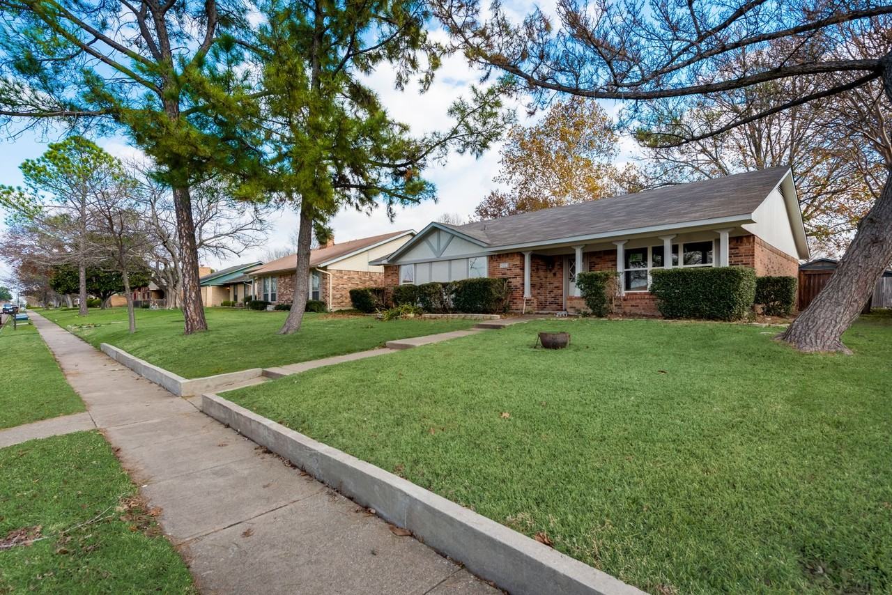 1314 Woodland Park Dr - Photo 3 of 25