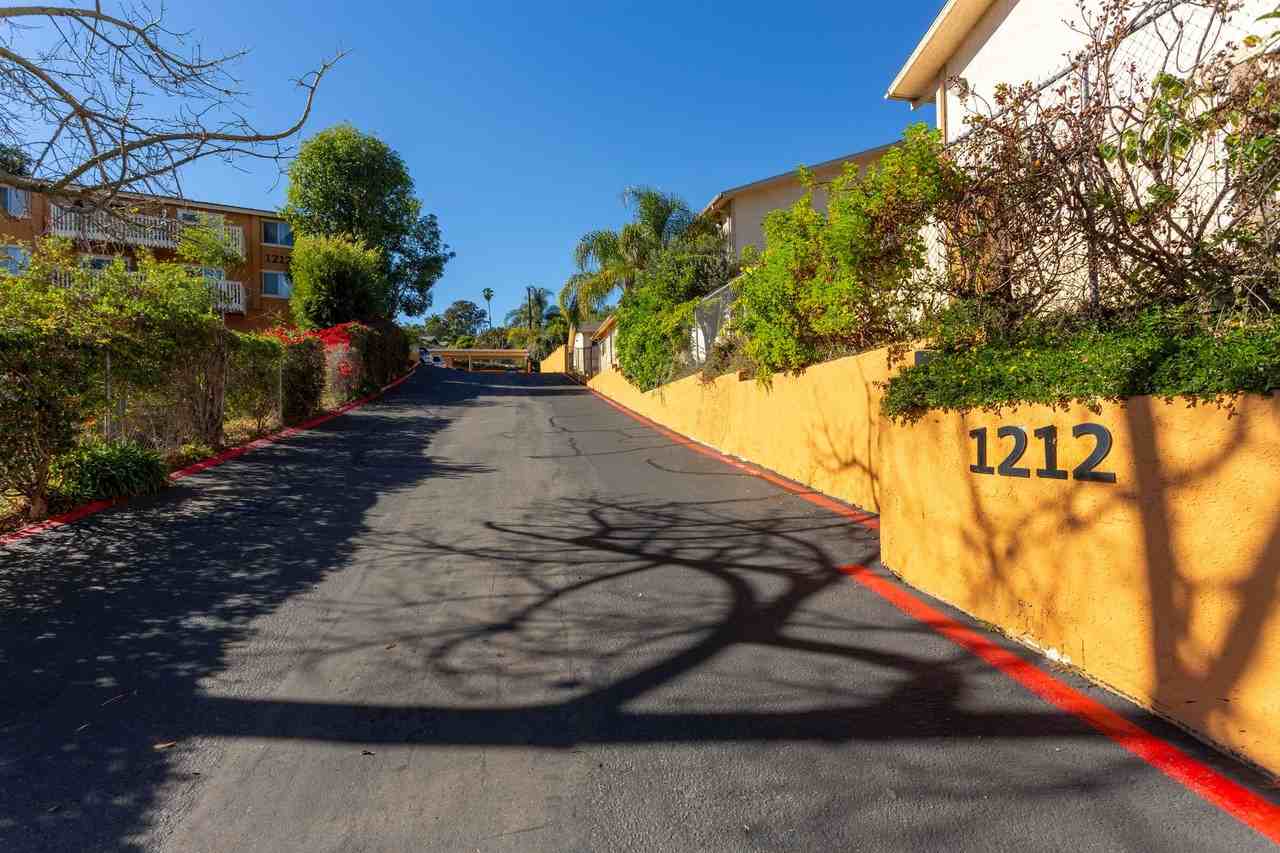 1212 Calle Jules - Photo 4 of 29