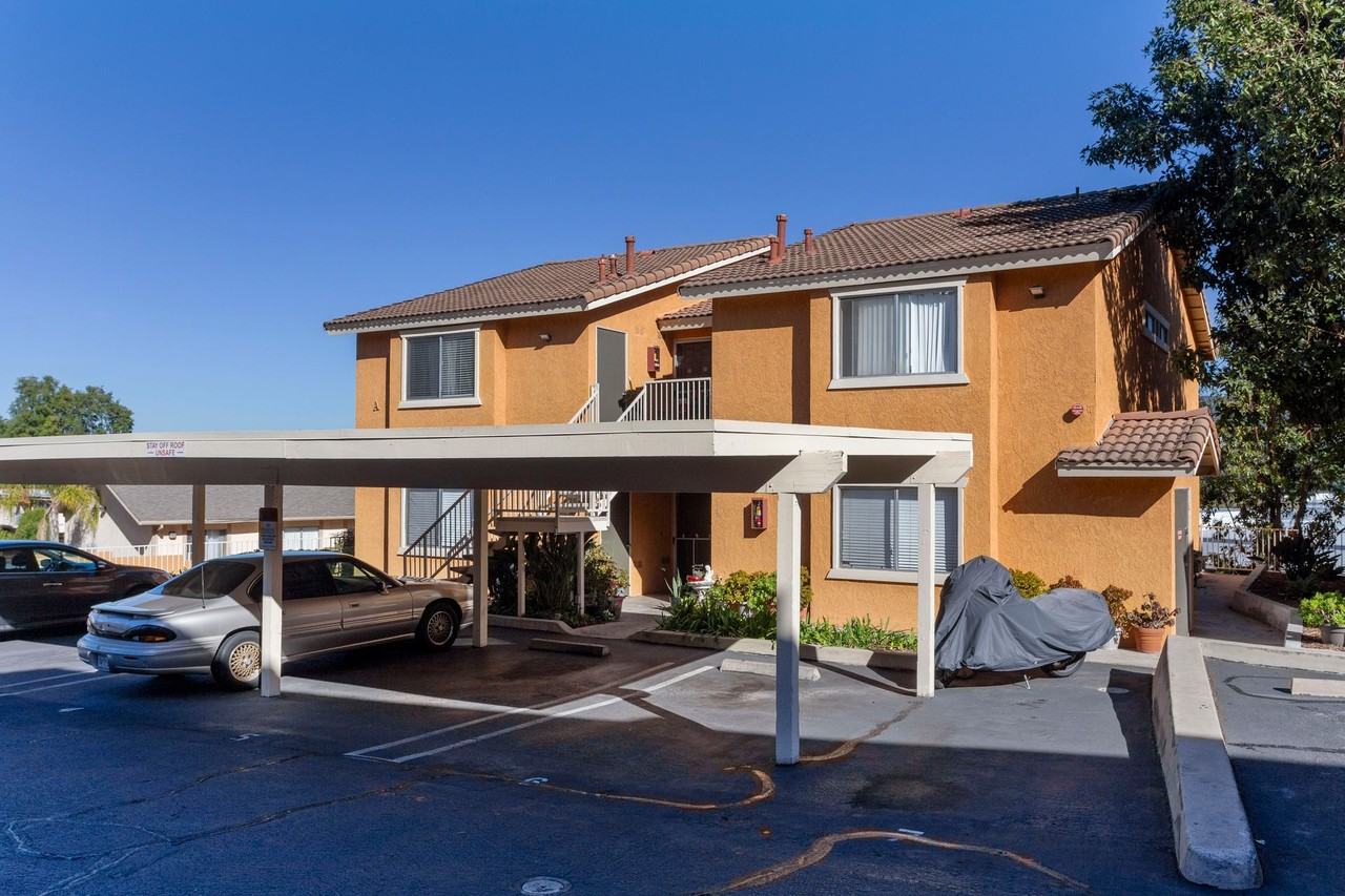 1212 Calle Jules - Photo 5 of 29