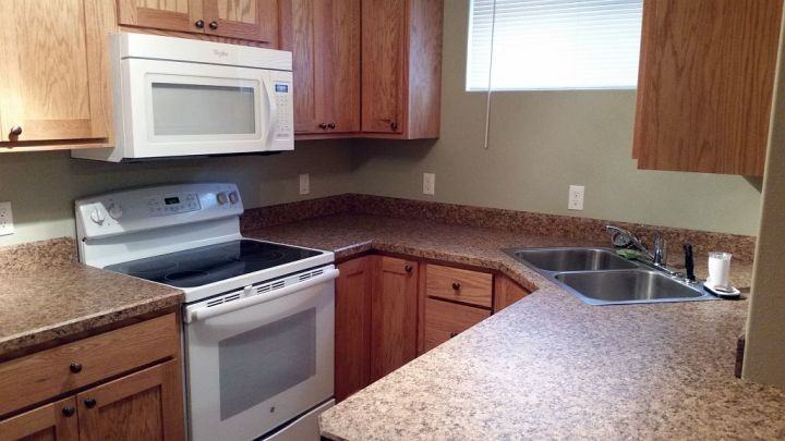 544 1/2 Avenue E - Photo 2 of 5