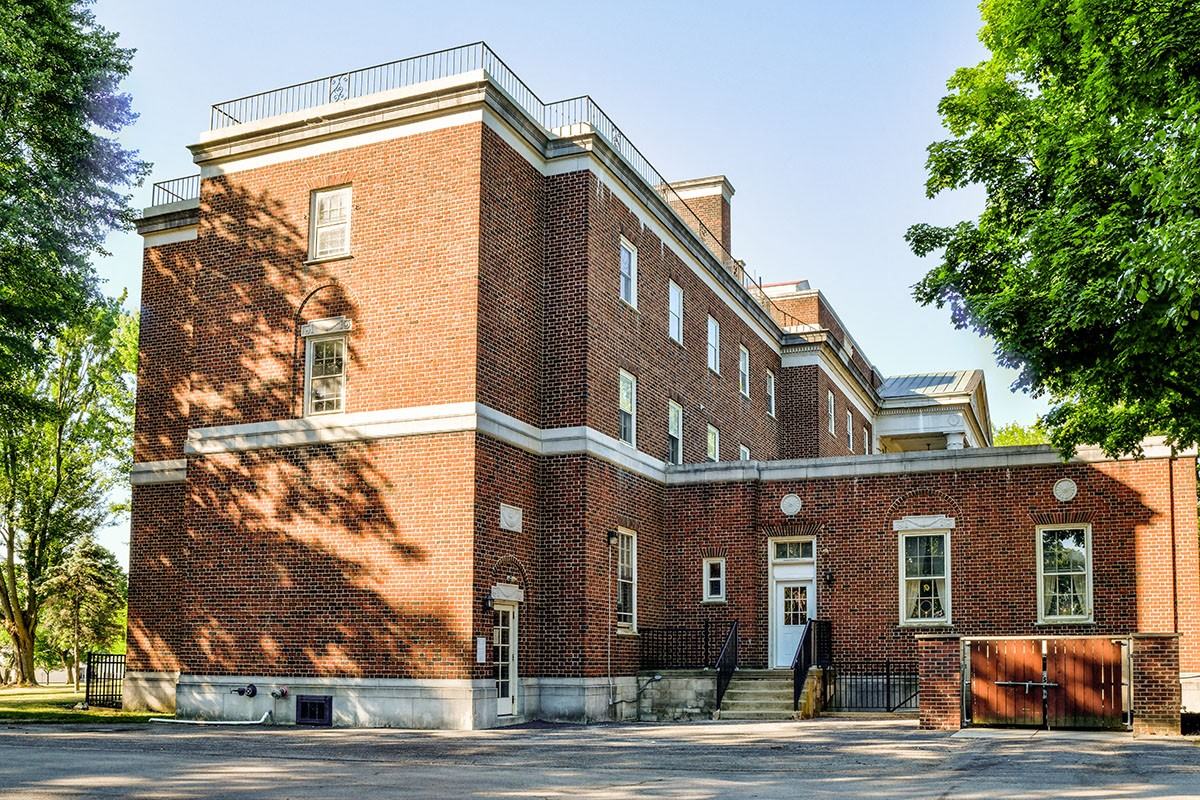 Coventry House - Photo 3 of 22