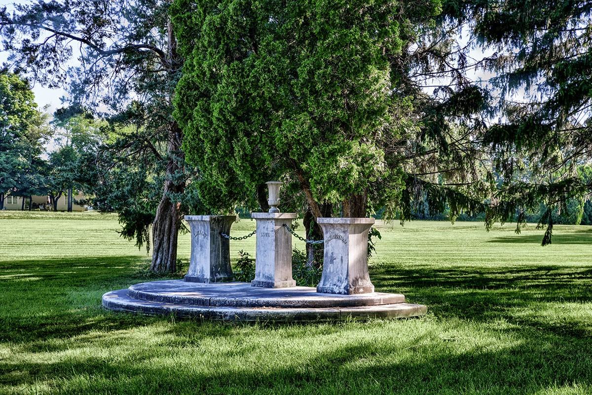 Coventry House - Photo 6 of 22