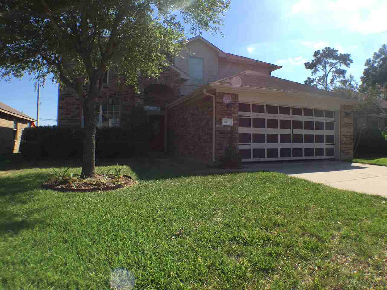 32031 Ashton Ln - Photo 2 of 15