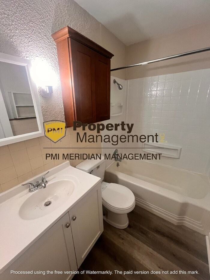 3516 W 10th St - Photo 2 of 6