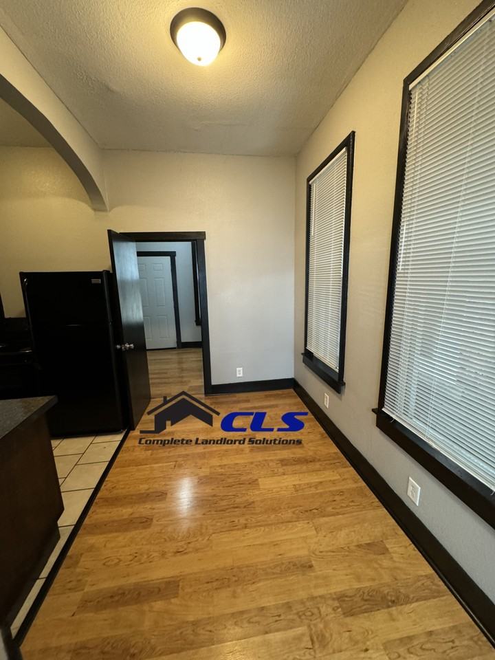 17 N 14th St #1 - Photo 3 of 10