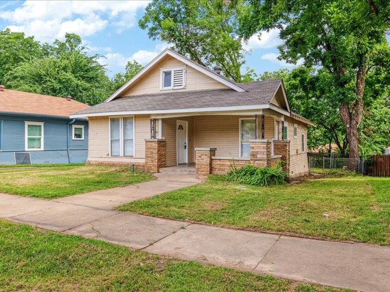 533 East Woodard Street #1 - Photo 2 of 24