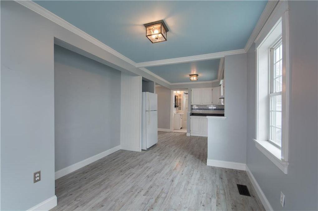 35 Houston Ave #1 - Photo 2 of 13