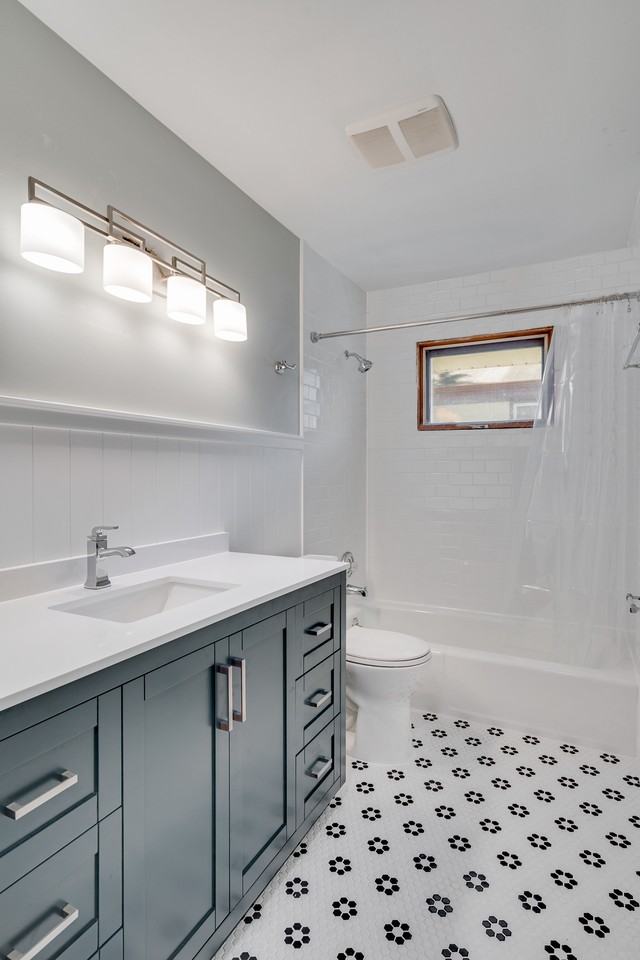 3104 39th Ave Ne #NA - Photo 7 of 24
