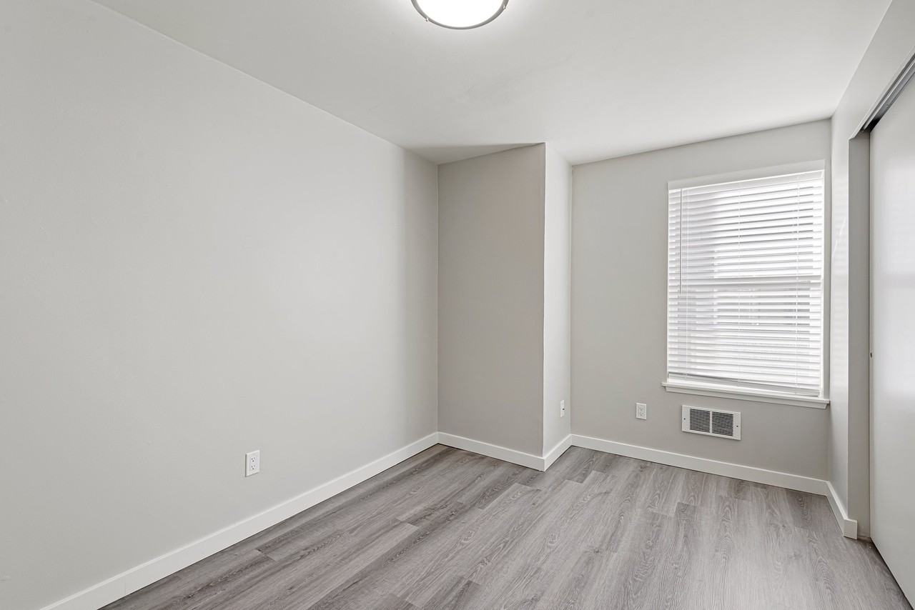 2010 S Main St #205 - Photo 3 of 7