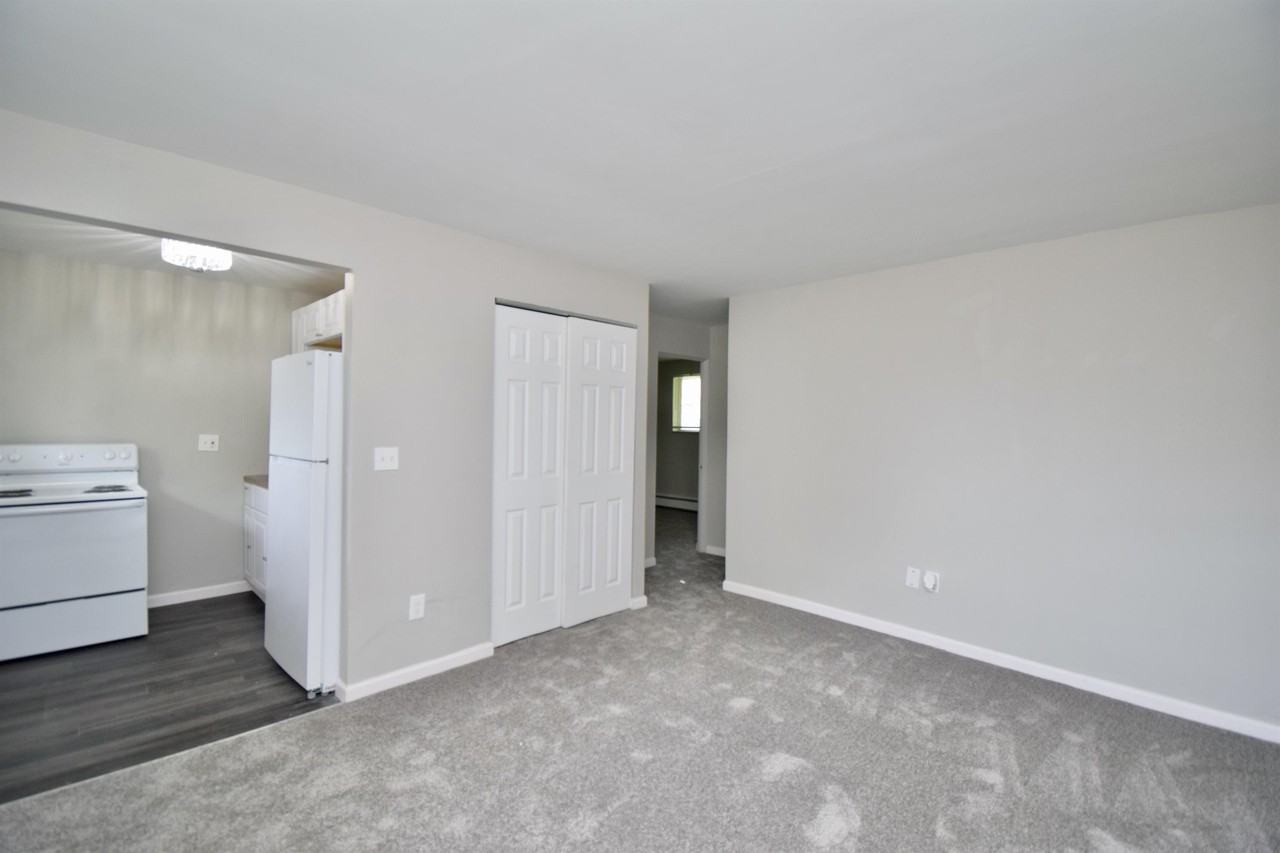 7264 Boleyn Dr #4 - Photo 2 of 13
