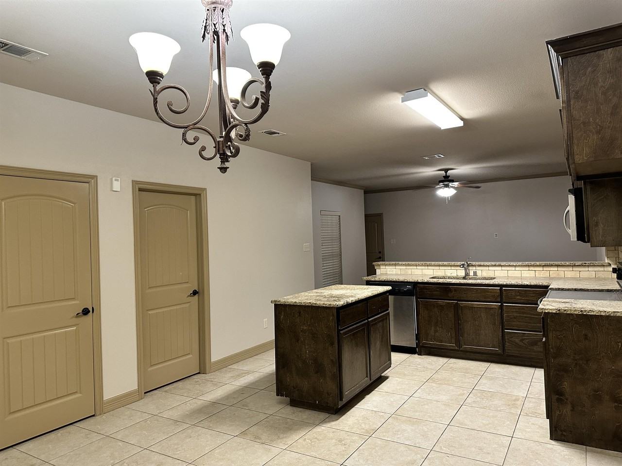 Jack Finney Blvd 6921 - 1 #1 - Photo 4 of 15