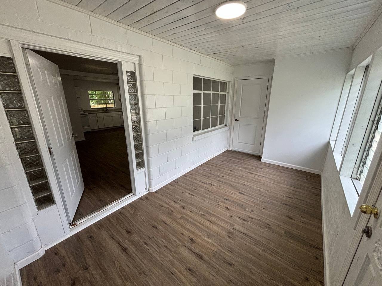 4109 K Ville Ave #1 - Photo 2 of 10