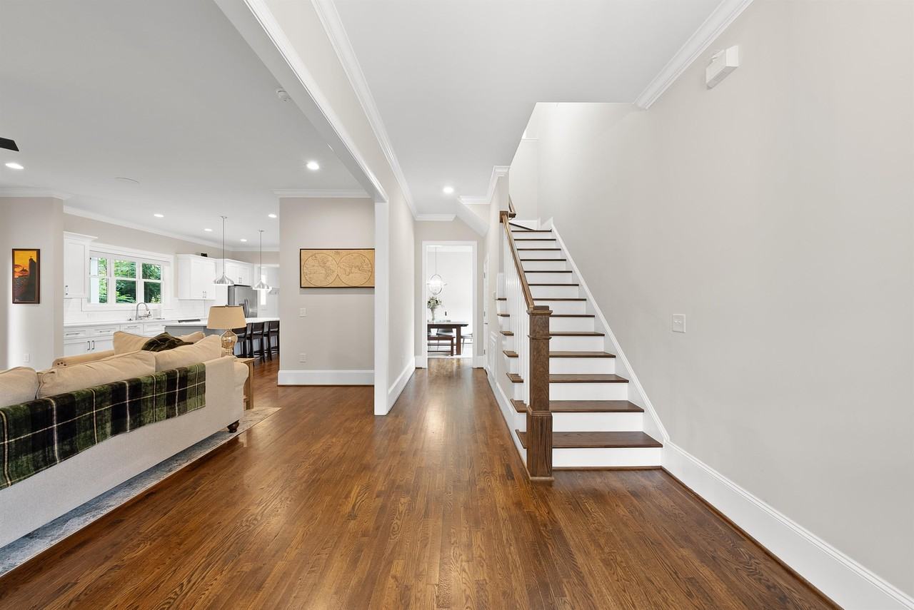 800 Gannett St #1 - Photo 5 of 50