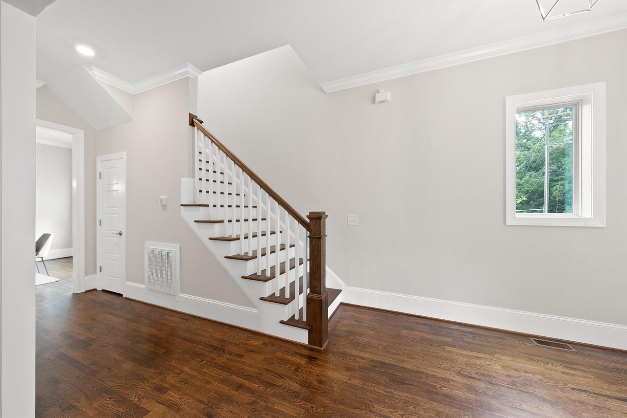800 Gannett St #1 - Photo 6 of 50