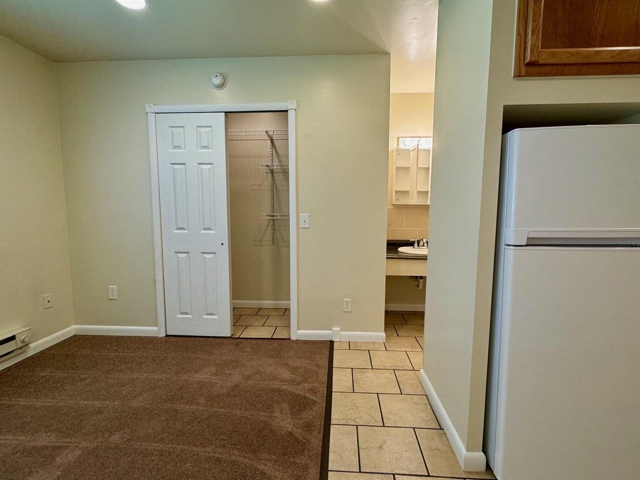 512 S Hays Ave #4 - Photo 4 of 10