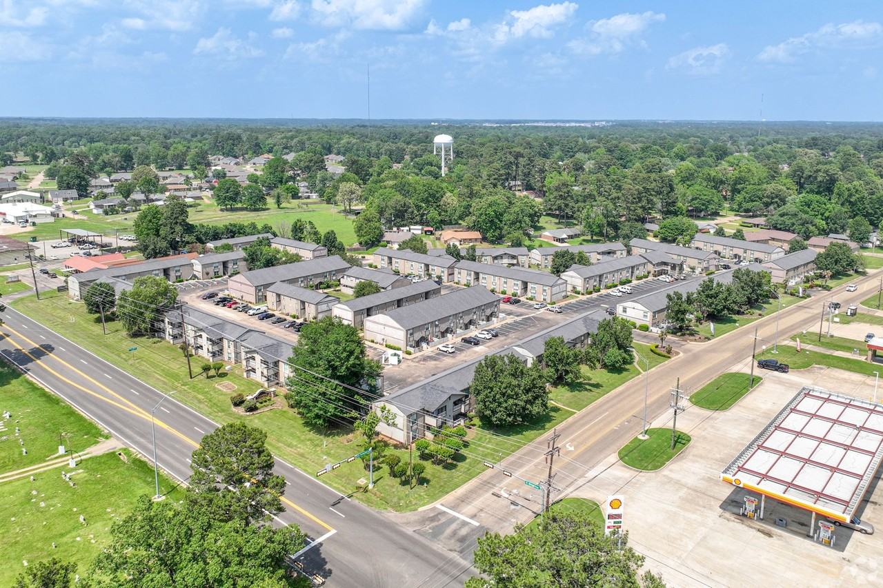 Westwood Apartments - Photo 3 of 35