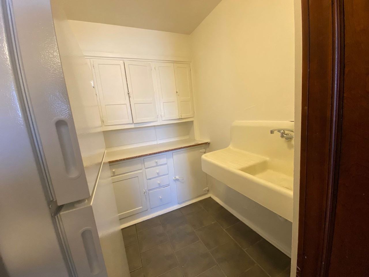 Sevilla Court Apartments - Photo 6 of 50