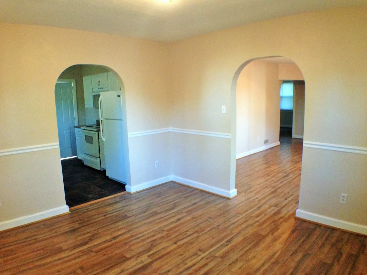 6139 Curlew Dr - Photo 3 of 11