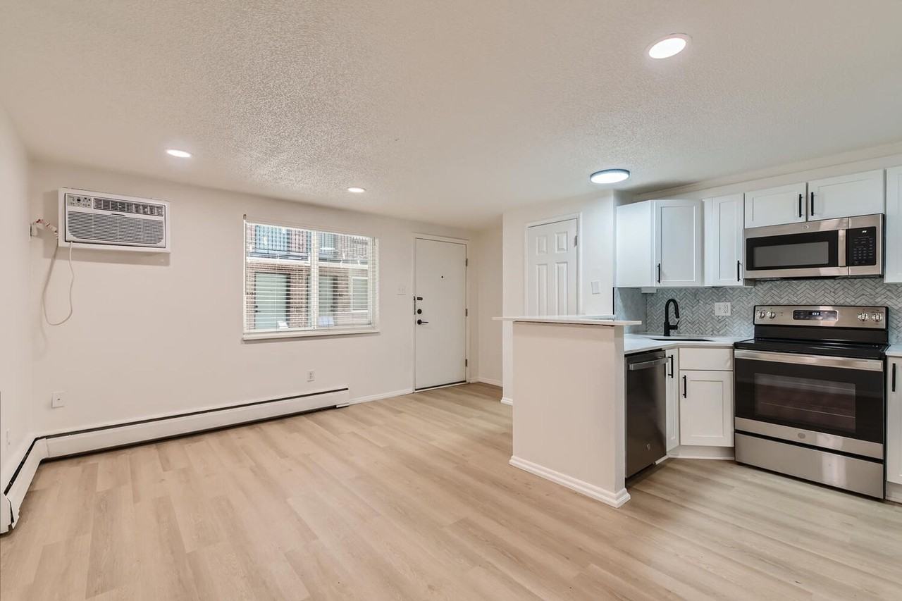 Cedar at Wash Park Apartments - Photo 5 of 8