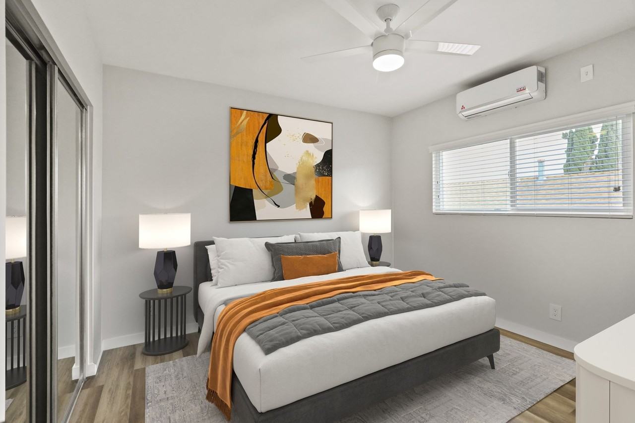 1352 W 36th Street apartments - Photo 2 of 23