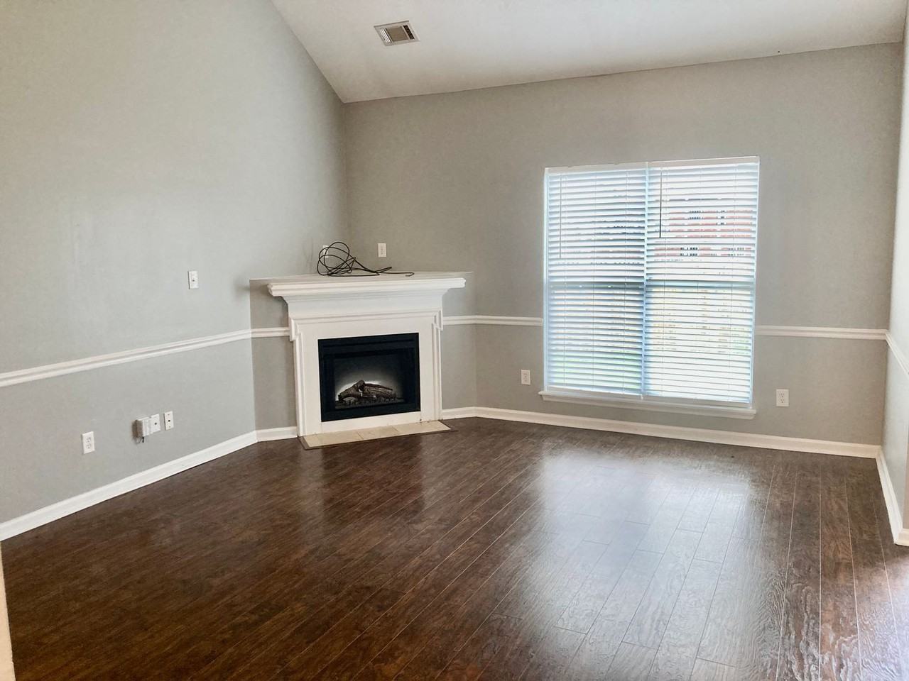 7593 Pleasantville Way - Photo 6 of 29