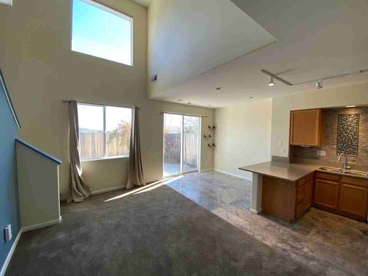 9278 Lone Wolf Cir - Photo 3 of 26