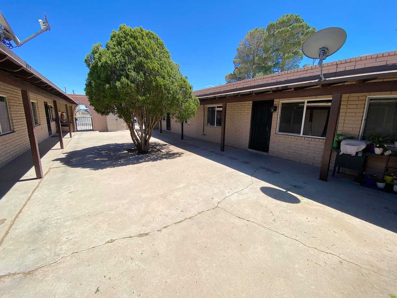 8509 Statler - Photo 2 of 2