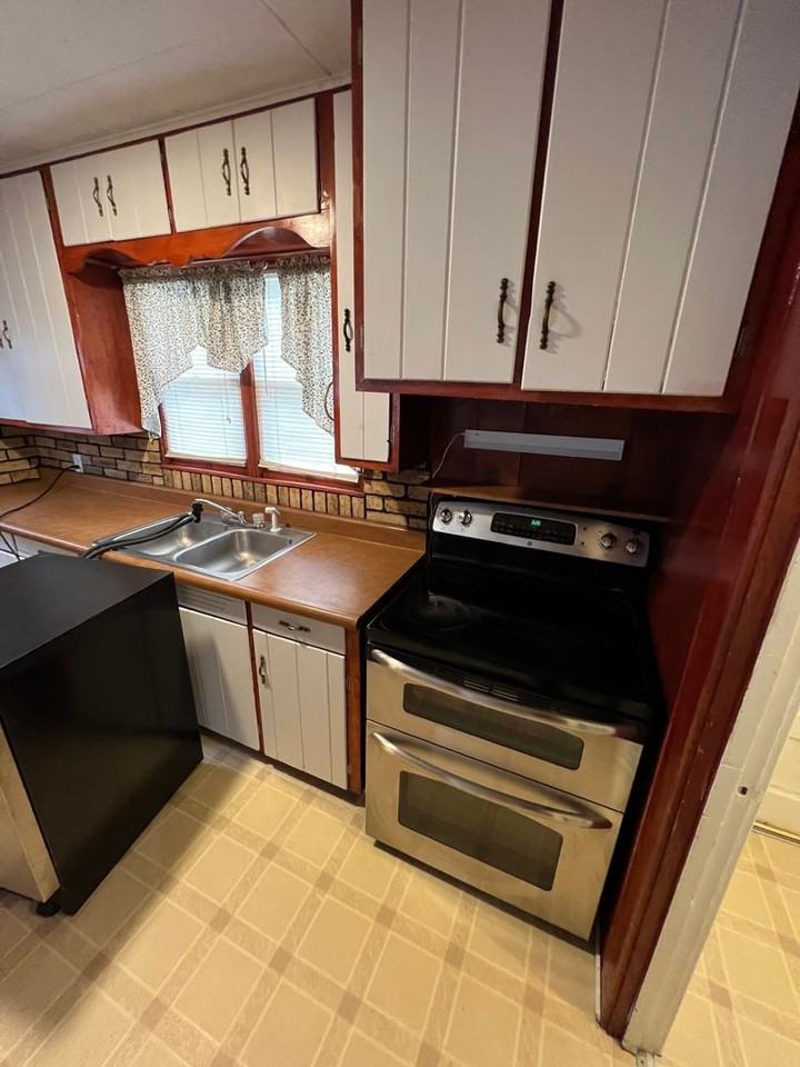 1016 E Roosevelt Ave - Photo 7 of 50